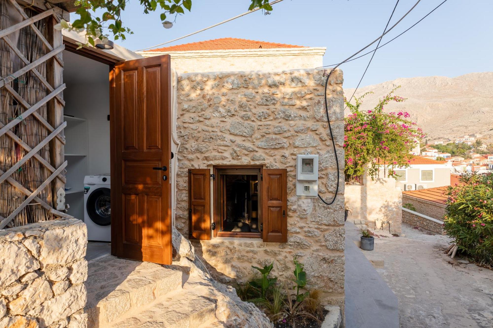 Elitedimension Chalki Villa ภายนอก รูปภาพ